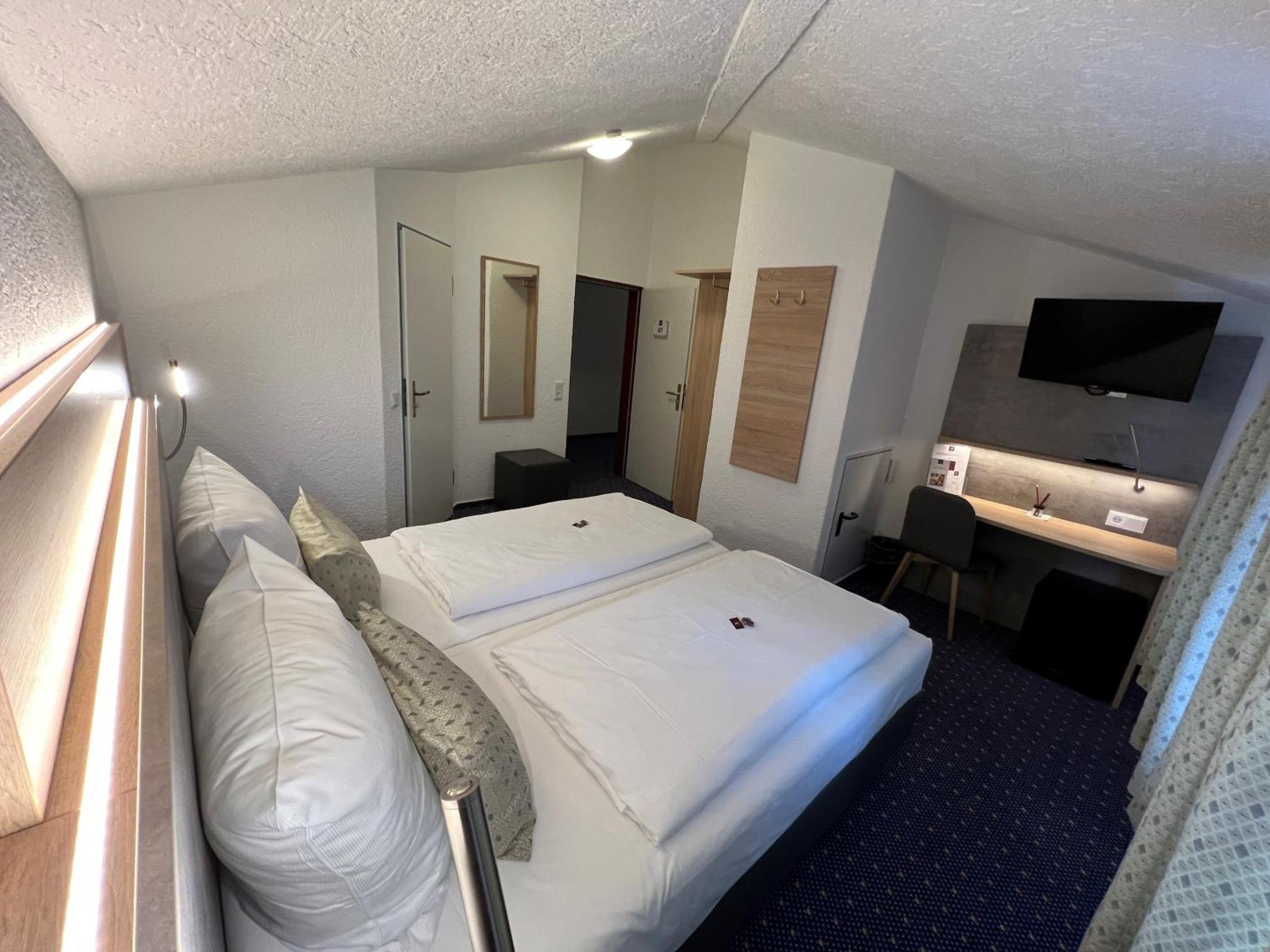 Parkhotel オーベルツハウゼン エクステリア 写真